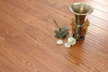 實木地板的優缺點，實木地板如何選購